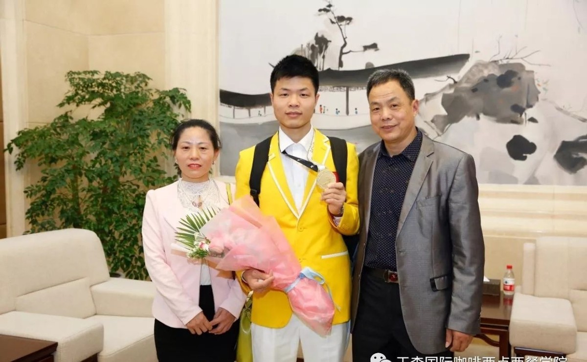 女足世界冠军次数排名_足球女足冠军世界是谁_世界冠军足球女足是谁啊